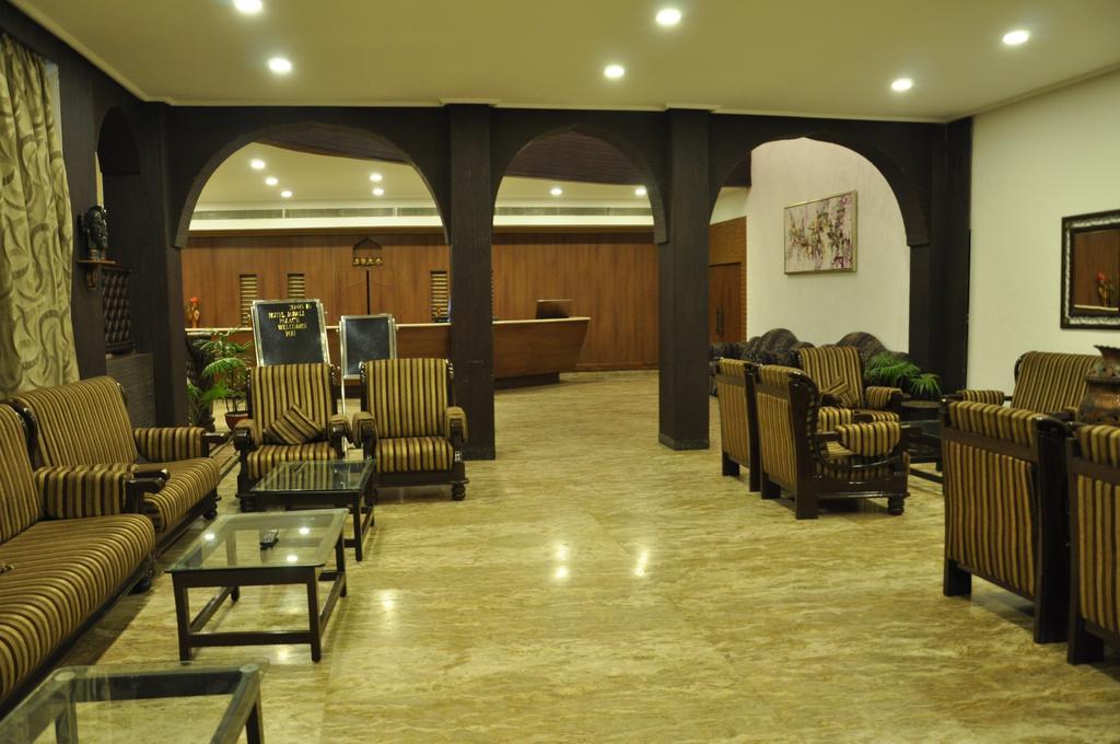 Jabali Palace Hotel Jabalpur Ngoại thất bức ảnh